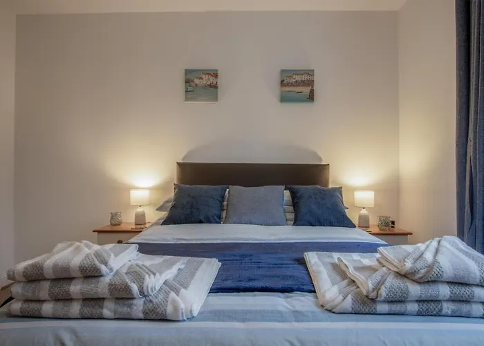 Shorelands - 1 Bedroom Apartment - Manorbier
